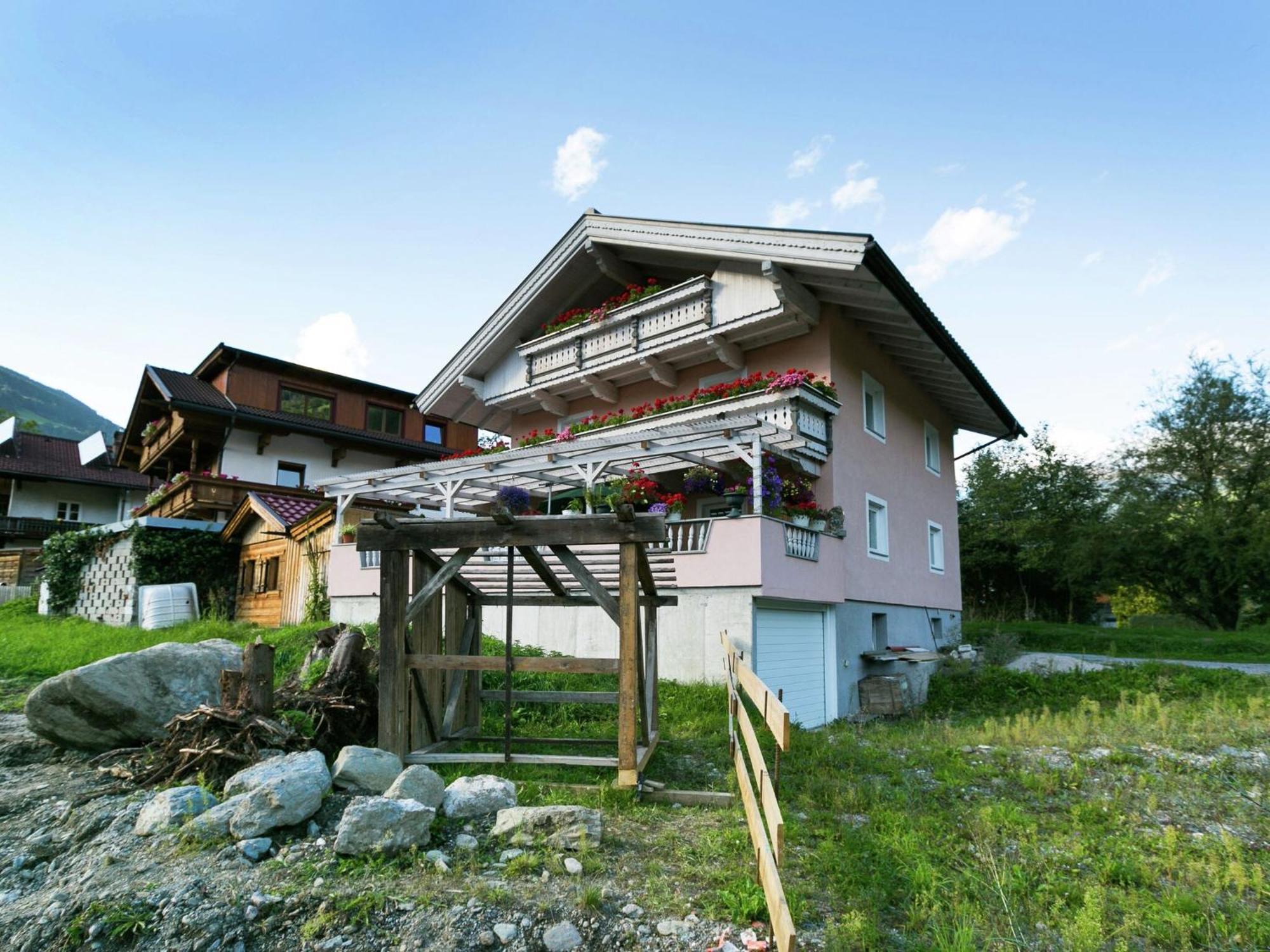 Apartment With Terrace In Aschau Im Zillertal Экстерьер фото